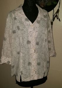 Dressbarn Pink Floral Print Button Front Blouse